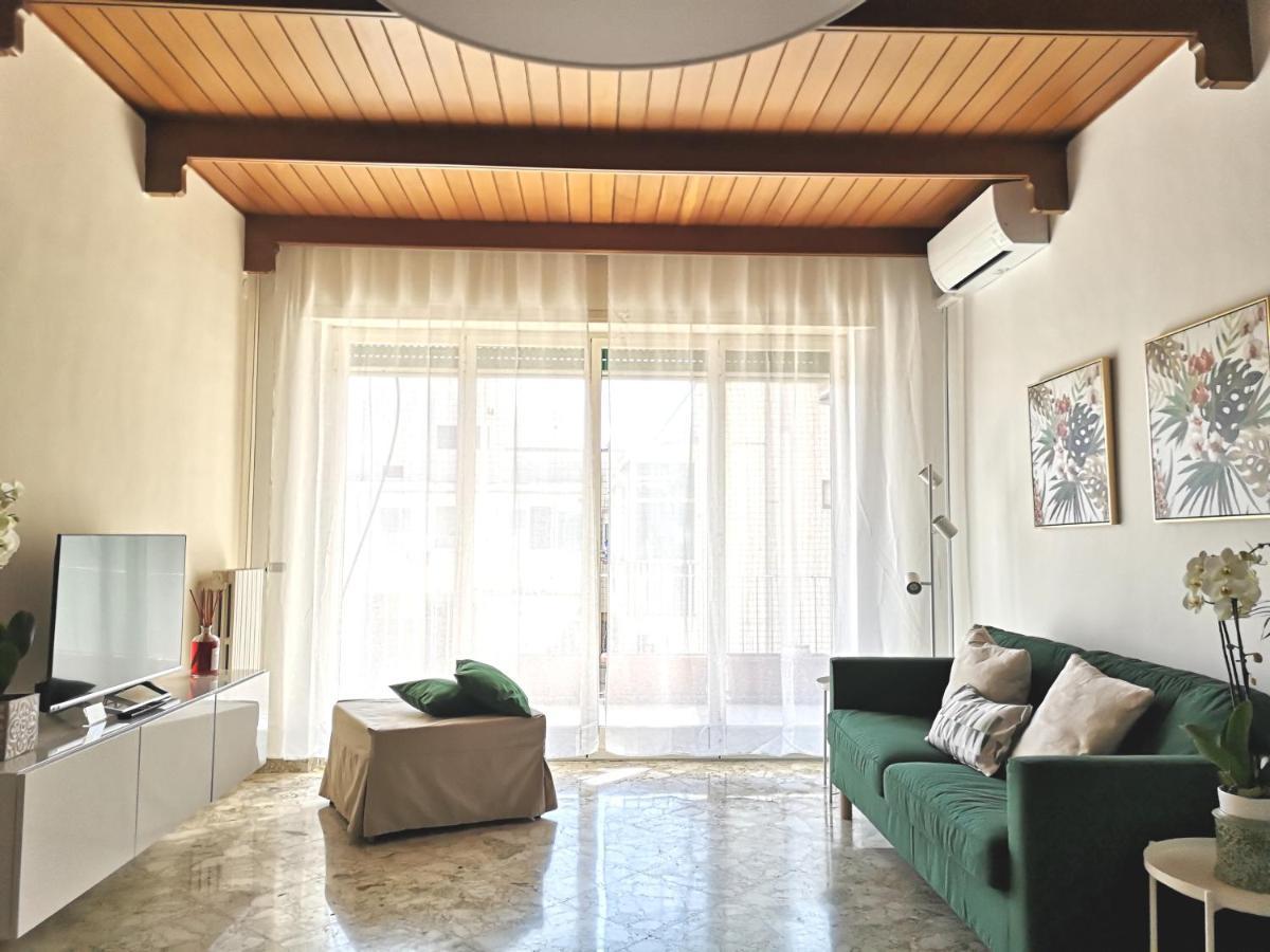 So Fine - Apulian Flats Apartment Bari Bagian luar foto